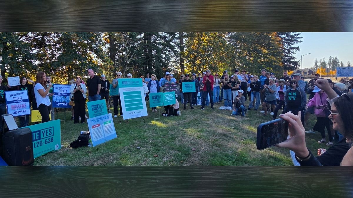 Camas Courage: Speakers at Support Our Girls rally say enough is enough