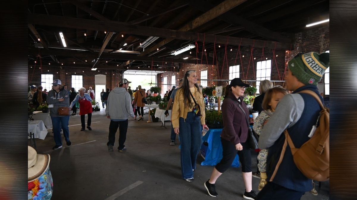 Gather at Greely Event Series aims to boost downtown activity and support Ridgefield businesses