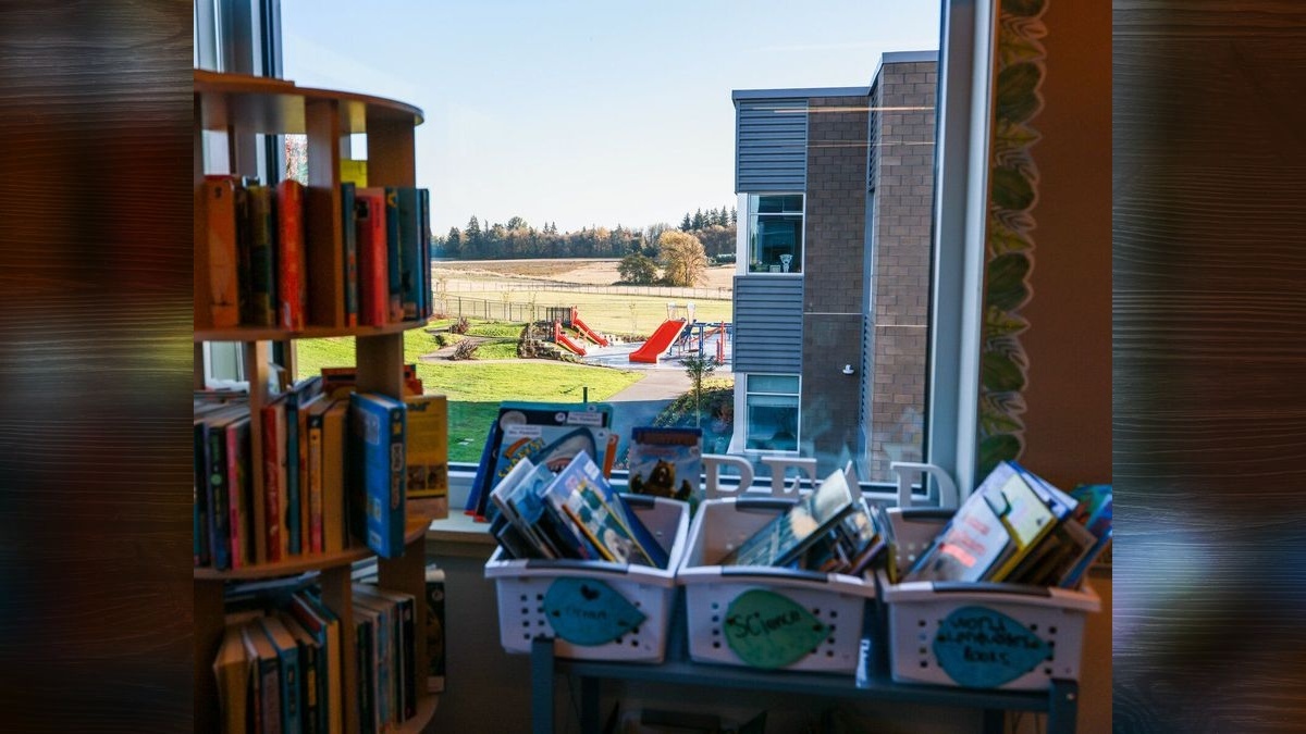 Ridgefield School District celebrates opening of new elementary school