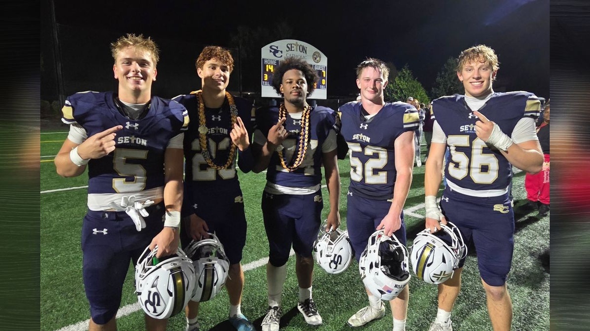 High School Football: A special Senior Night for Seton Catholic