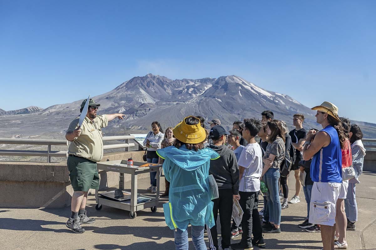 Icelandic Volcanologist and Ranger, Jorge Montalvo, conducts a presentation, shown here, atop Johnston Ridge Observatory’s main outlook area. Photo by Mike Schultz