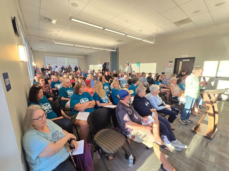 A resident voices concerns at the Sept. 9 Port Commission meeting.