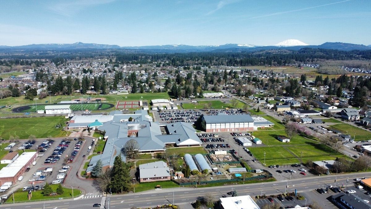 Battle Ground schools approve budget with $14 million gap