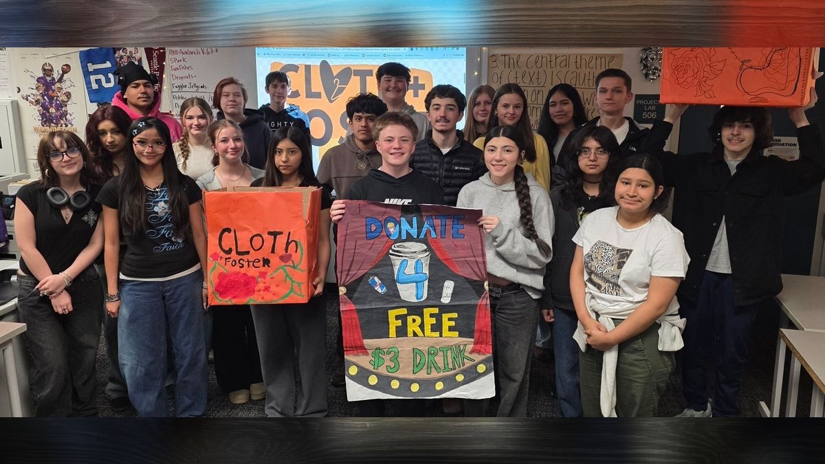 Skyview’s AVID students make donation to nonprofit as part of class project