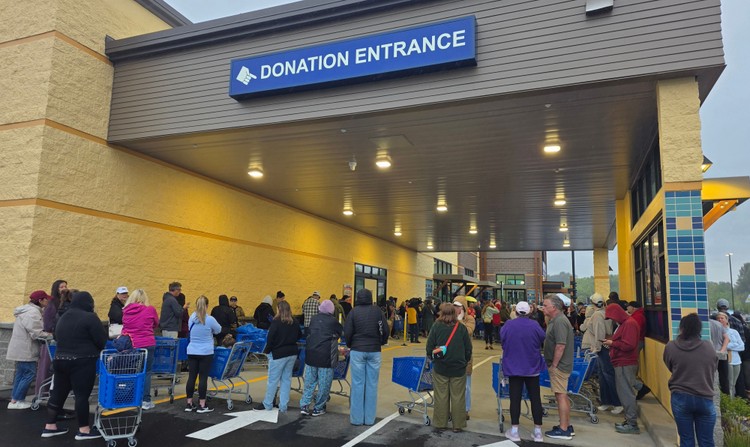There was a big crowd for the grand opening of the Goodwill Superstore in Ridgefield on Thursday. More than 500 customers entered the store within 15 minutes of the doors opening