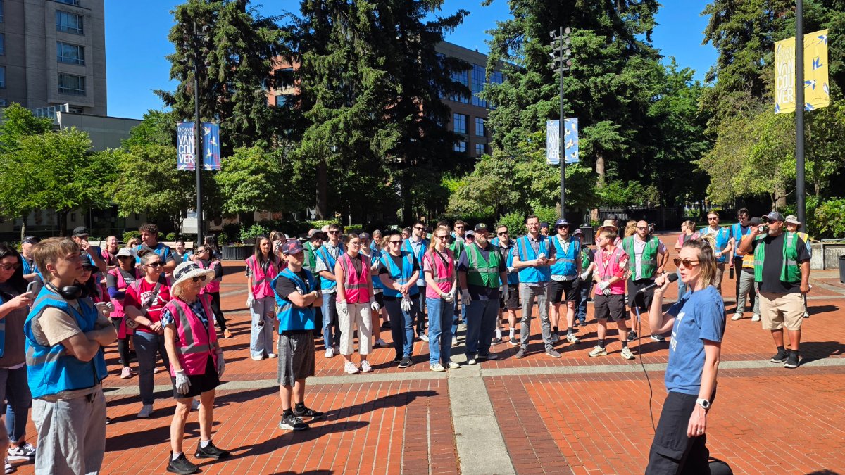 Pick It Up, Vancouver holds another event for volunteers to pick up litter in downtown