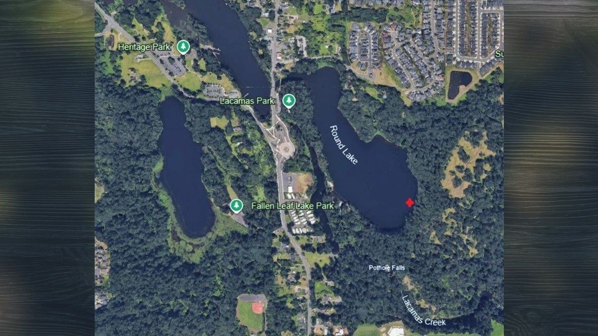 Camas Police investigate drowning at Round Lake