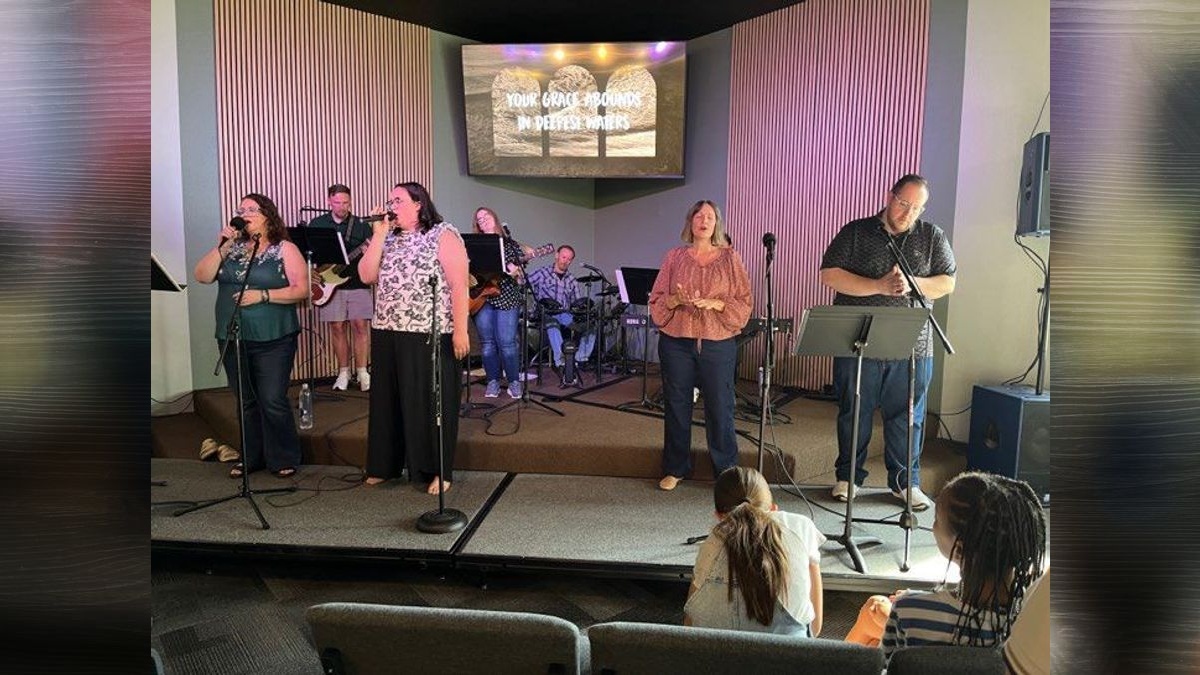 Saving Grace Church hosts Community Worship Night