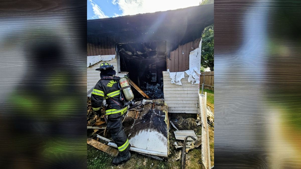 Quick firefighter response brings Vancouver house fire under control