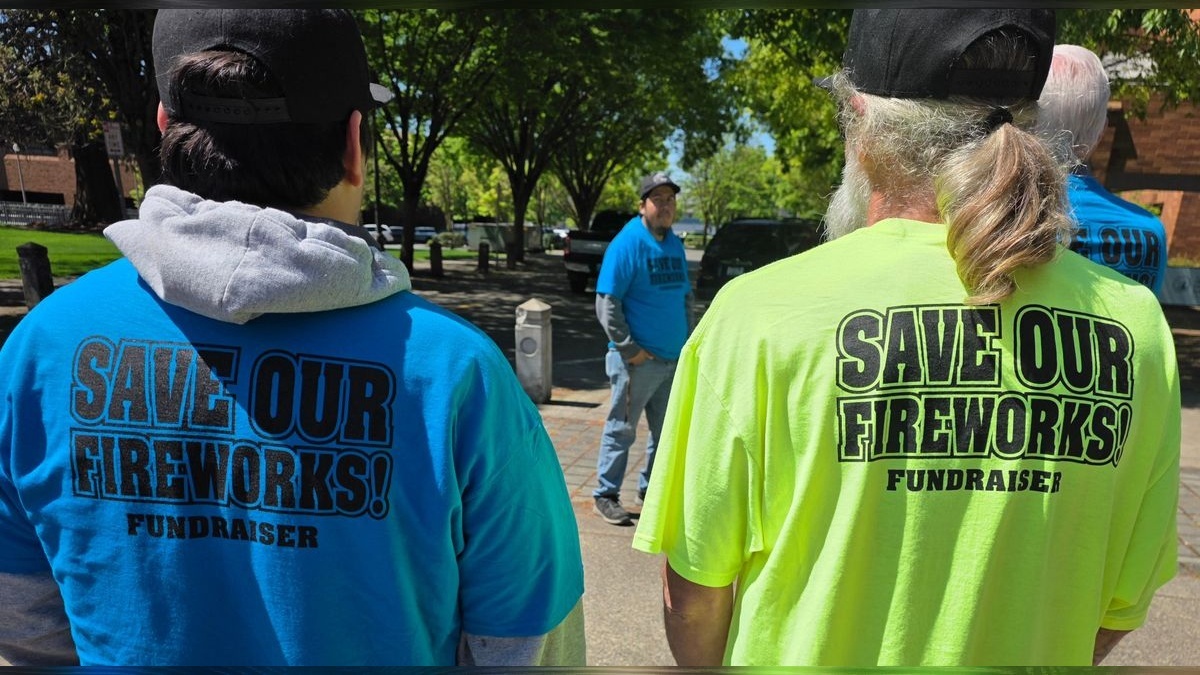 Passionate crowd speaks up at Clark County Council in regard to fireworks