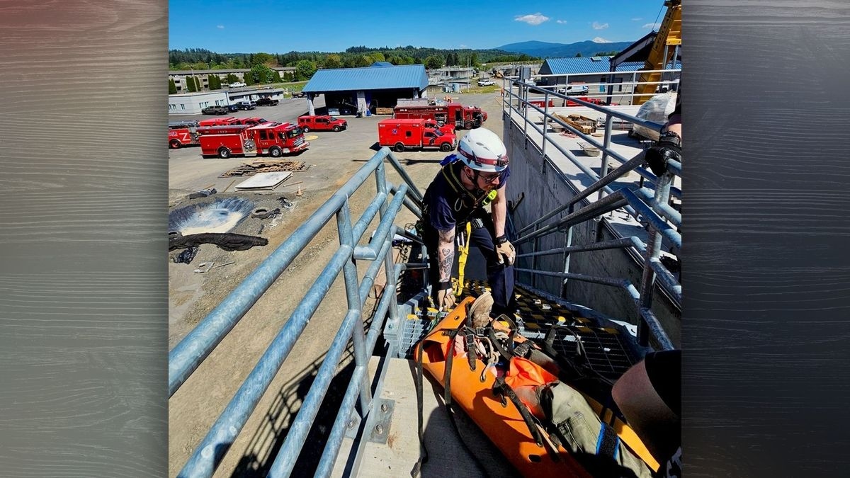 Confined space rescue successful after 20-foot fall at Washougal Wastewater Treatment Facility
