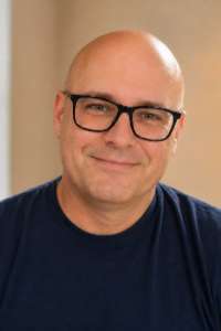 Douglas Vandergraph