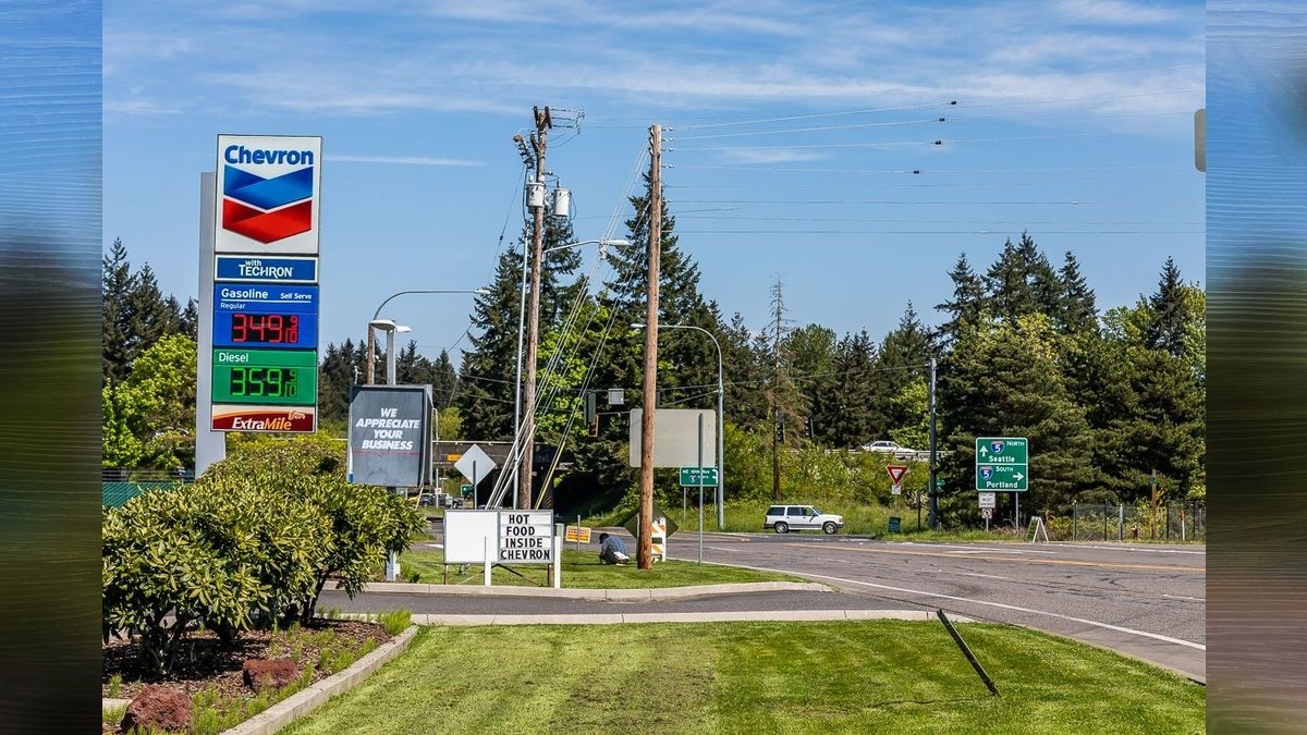 Southbound I-5 reopens following emergency roadway repairs in Vancouver