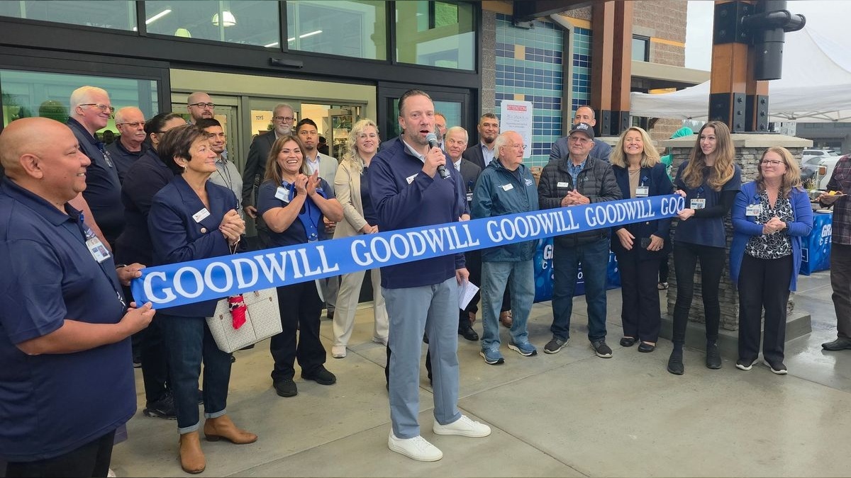 Goodwill Ridgefield Grand Opening Ribbon Cutting