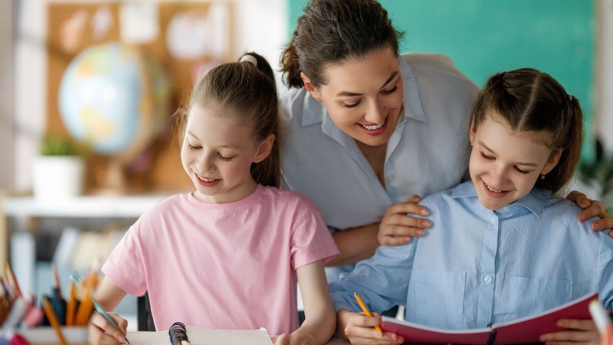 Opinion: How the federal tax-credit scholarship could help Washington state teachers