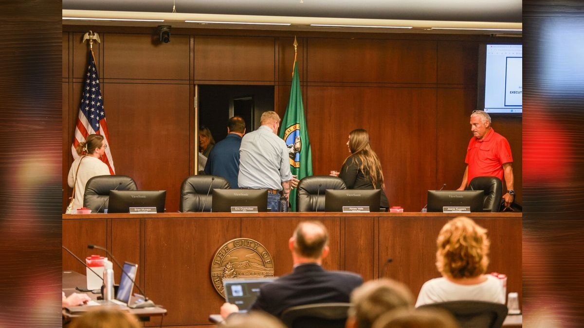 Battle Ground city manager terminated after 4-3 City Council vote